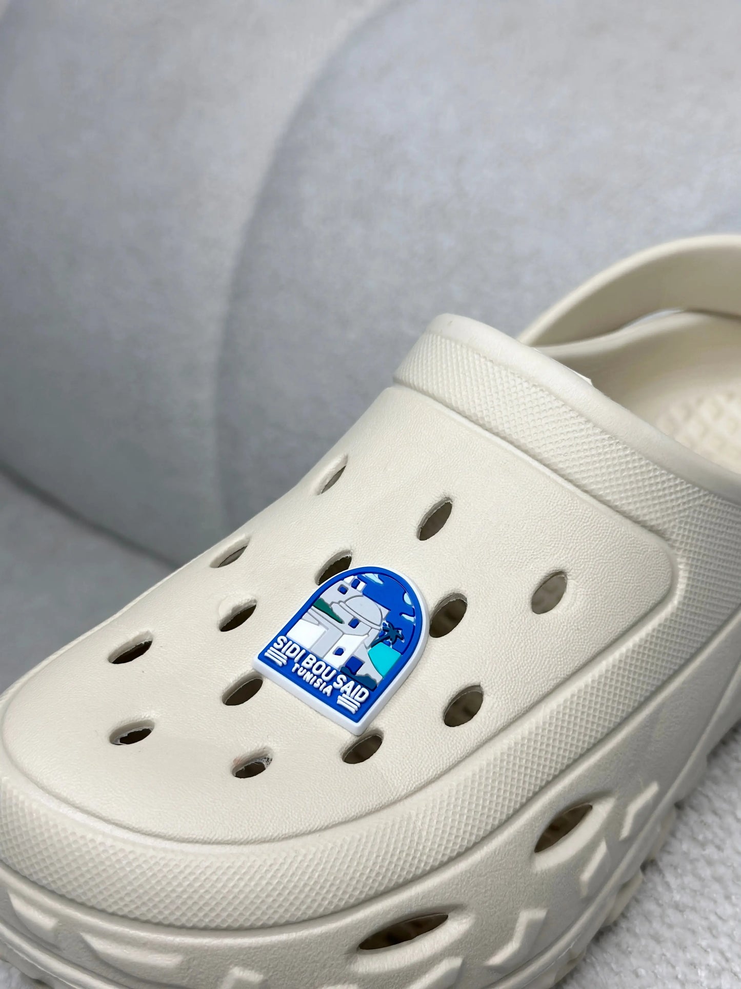Pins crocs SIDI BOUSAID. ZINA