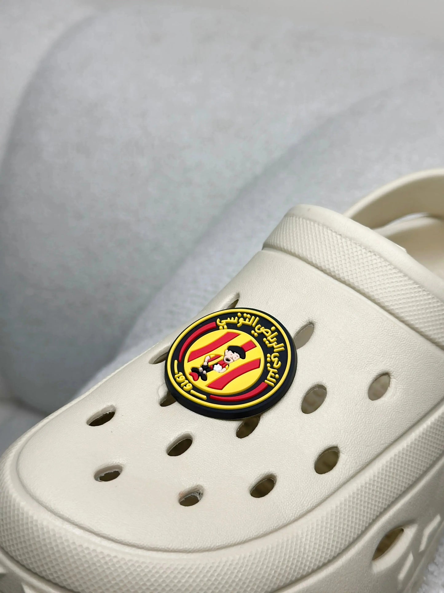 Pins crocs "EST" ZINA