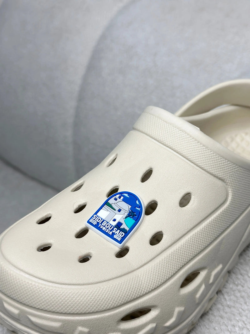 Pins crocs SIDI BOUSAID. ZINA